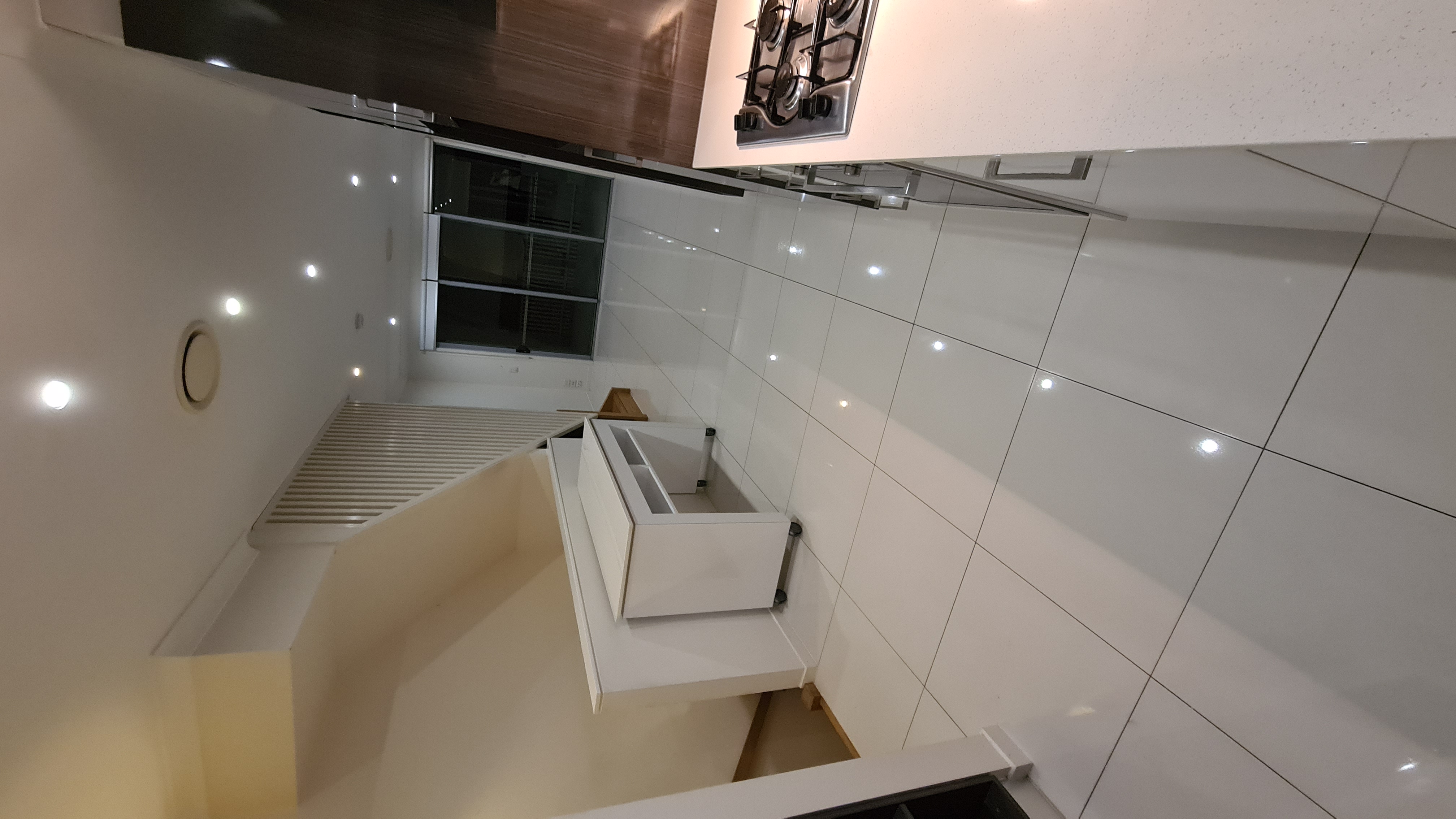 Exit clean Teneriffe - Living area